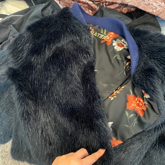 Navy ARATTA Fur Jacket Reversible Floral Lining - Picture 8 of 8